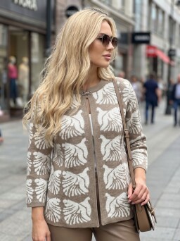 Кардиган BELANGE модель  